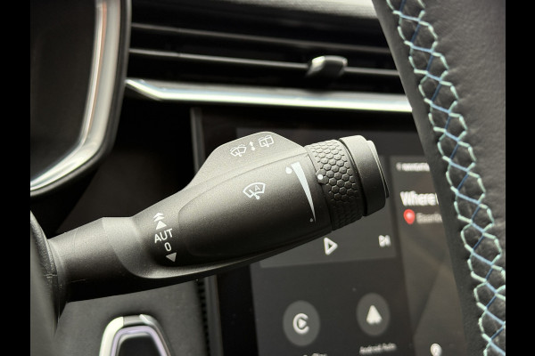 Lynk & Co 1.5 01 | Panoramadak | Apple Carplay | 360 Camera | Stoelverwarming Infinity | ACC