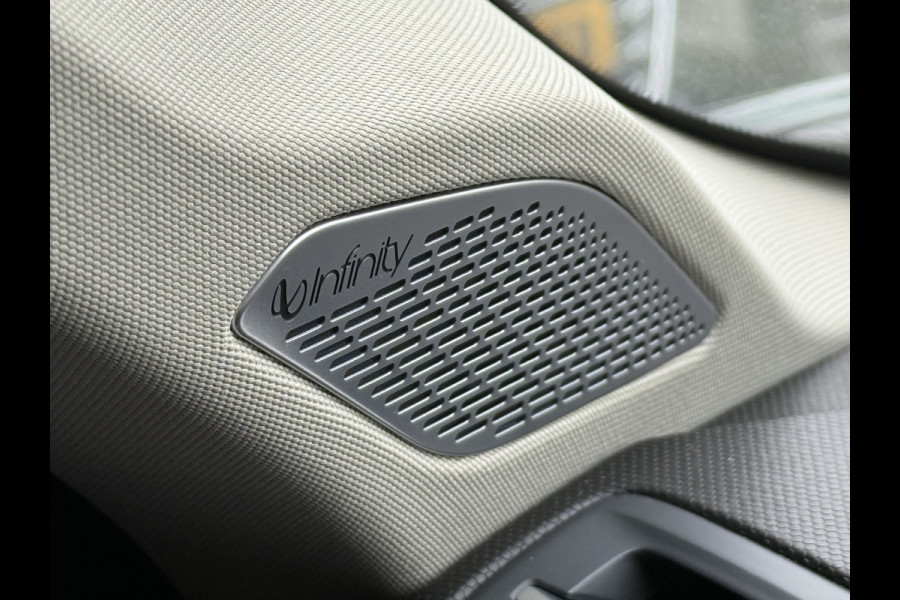 Lynk & Co 1.5 01 | Panoramadak | Apple Carplay | 360 Camera | Stoelverwarming Infinity | ACC