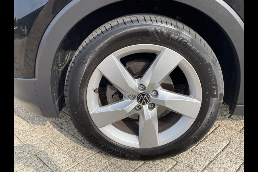Volkswagen T-Cross 1.0 TSI 110pk DSG Style | Navigatie | Apple Carplay / Android Auto | Camera | Parkeer sensoren | Dab | Winterpakket | Digitale Cockpit