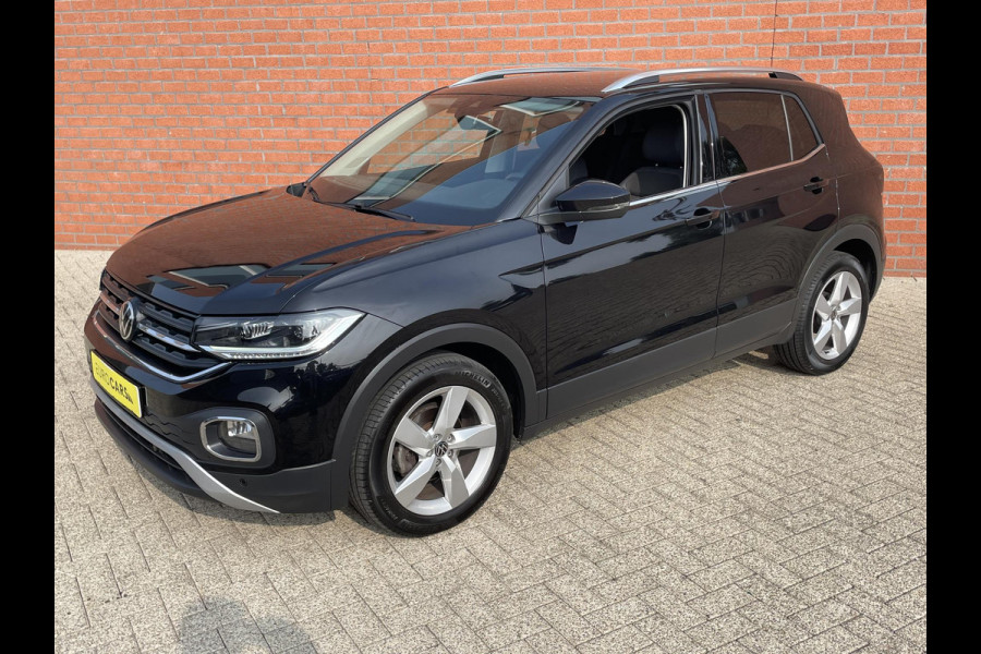 Volkswagen T-Cross 1.0 TSI 110pk DSG Style | Navigatie | Apple Carplay / Android Auto | Camera | Parkeer sensoren | Dab | Winterpakket | Digitale Cockpit