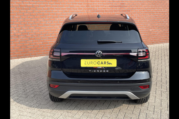 Volkswagen T-Cross 1.0 TSI 110pk DSG Style | Navigatie | Apple Carplay / Android Auto | Camera | Parkeer sensoren | Dab | Winterpakket | Digitale Cockpit