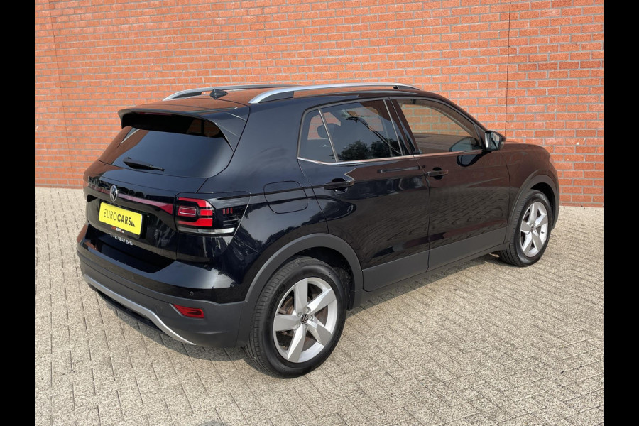 Volkswagen T-Cross 1.0 TSI 110pk DSG Style | Navigatie | Apple Carplay / Android Auto | Camera | Parkeer sensoren | Dab | Winterpakket | Digitale Cockpit