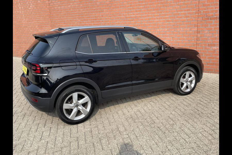 Volkswagen T-Cross 1.0 TSI 110pk DSG Style | Navigatie | Apple Carplay / Android Auto | Camera | Parkeer sensoren | Dab | Winterpakket | Digitale Cockpit