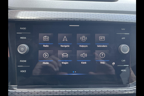 Volkswagen T-Cross 1.0 TSI 110pk DSG Style | Navigatie | Apple Carplay / Android Auto | Camera | Parkeer sensoren | Dab | Winterpakket | Digitale Cockpit