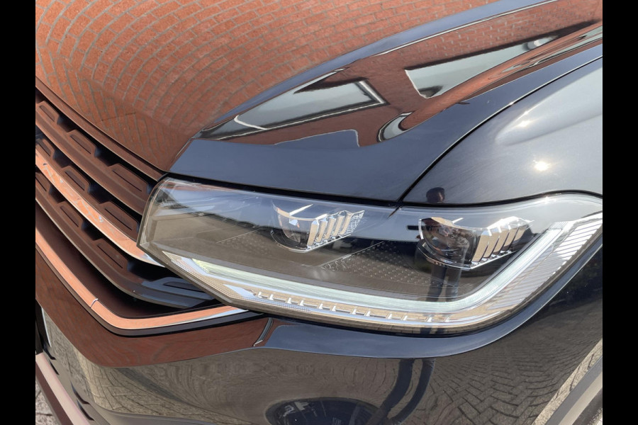 Volkswagen T-Cross 1.0 TSI 110pk DSG Style | Navigatie | Apple Carplay / Android Auto | Camera | Parkeer sensoren | Dab | Winterpakket | Digitale Cockpit