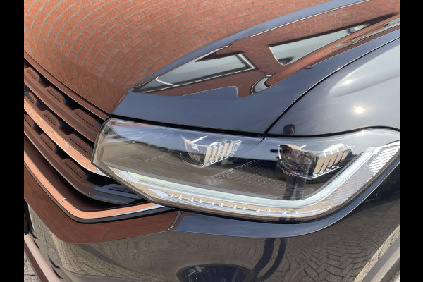 Volkswagen T-Cross 1.0 TSI 110pk DSG Style | Navigatie | Apple Carplay / Android Auto | Camera | Parkeer sensoren | Dab | Winterpakket | Digitale Cockpit