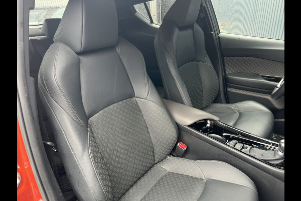 Toyota C-HR 2.0 Hybrid Launch Edition | Bi-Tone | Full Led | Leder | Stuur & Stoel verw. | Prijs Rijklaar!!