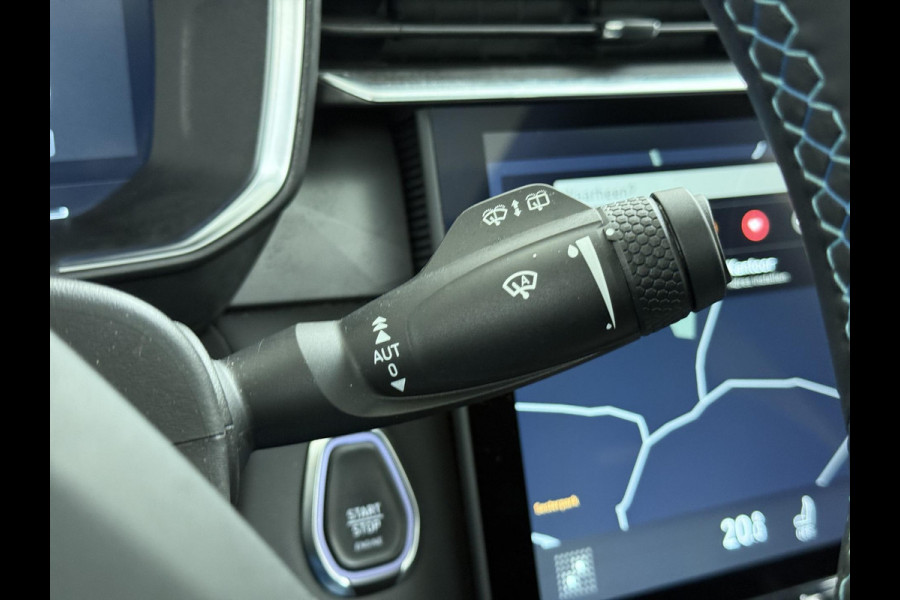 Lynk & Co 01 LYNK& CO 01 VAN: €30.900,- VOOR: €27.877,- UW EINDEJAARSVOORDEEL: €3.023,- | PHEV PLUG-IN HYBRIDE | COMPLETE AUTO / ZWARTE HEMEL | ELEKTRISCH PANORAMADAK | FULL OPTIONS | LYNK & CO GARANTIE T/M 4-2028 | RIJKLAAR GELEVERD | BTW VERREKENBAAR |