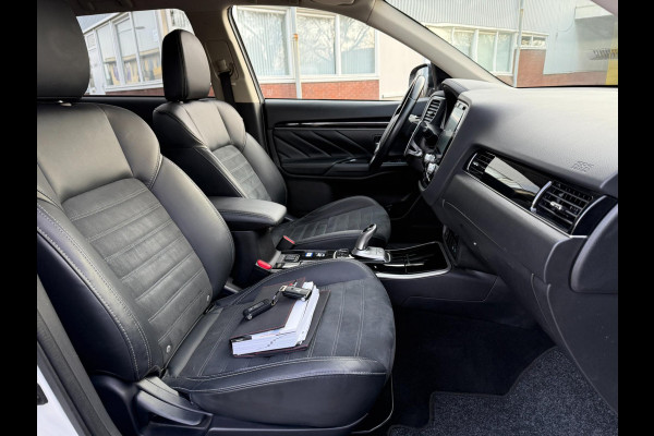 Mitsubishi Outlander 2.4 PHEV HYBRIDE 2020 230PK INTENSE+ SPORT ALCANTARA LEDER