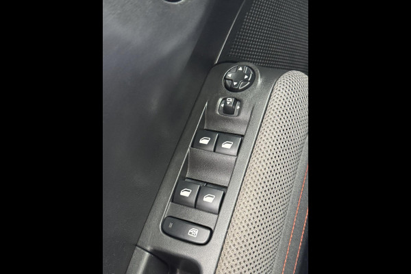 Citroën C3 Aircross 1.2 PureTech S&S Shine Navigatie I Airco I Sport velgen I LED I PDC / Achteruitrij camera I Dealer onderhouden