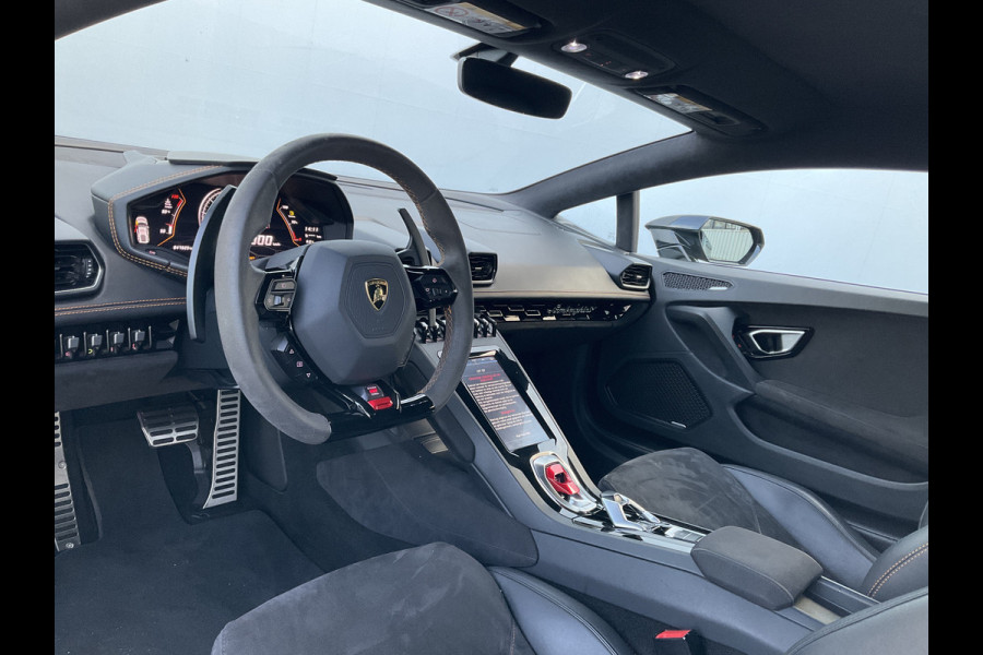 Lamborghini Huracan 5.2 EVO V10 640 CV AWD 4 Wheel steering Ceramic Dealer serviced