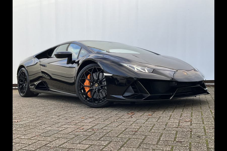 Lamborghini Huracan 5.2 EVO V10 640 CV AWD 4 Wheel steering Ceramic Dealer serviced