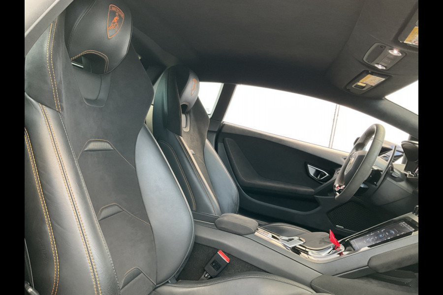 Lamborghini Huracan 5.2 EVO V10 640 CV AWD 4 Wheel steering Ceramic Dealer serviced