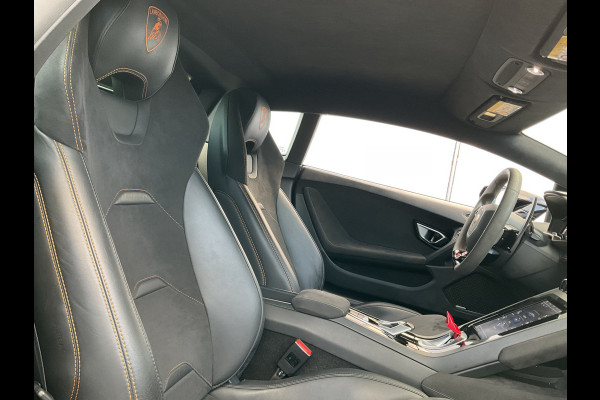 Lamborghini Huracan 5.2 EVO V10 640 CV AWD 4 Wheel steering Ceramic Dealer serviced