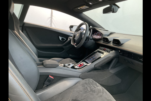 Lamborghini Huracan 5.2 EVO V10 640 CV AWD 4 Wheel steering Ceramic Dealer serviced