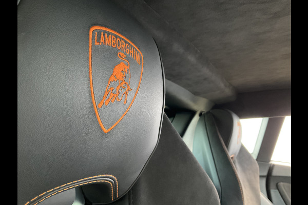 Lamborghini Huracan 5.2 EVO V10 640 CV AWD 4 Wheel steering Ceramic Dealer serviced