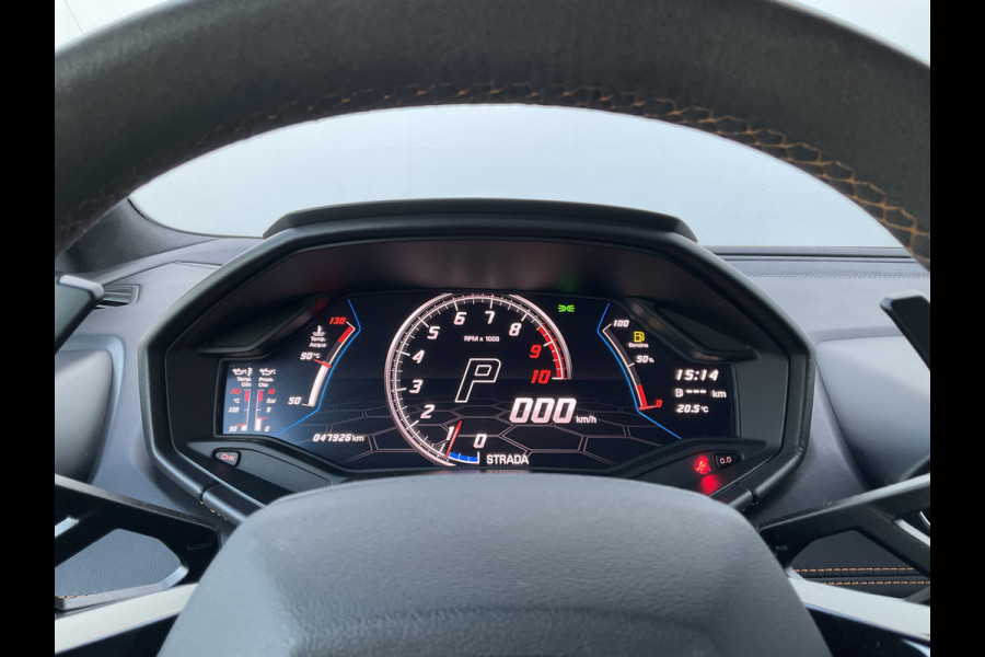 Lamborghini Huracan 5.2 EVO V10 640 CV AWD 4 Wheel steering Ceramic Dealer serviced