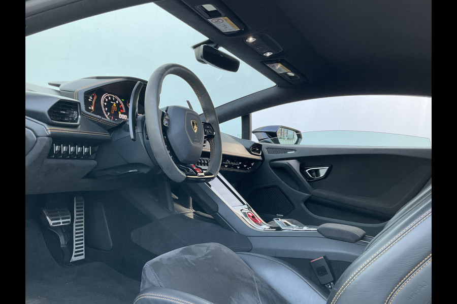 Lamborghini Huracan 5.2 EVO V10 640 CV AWD 4 Wheel steering Ceramic Dealer serviced