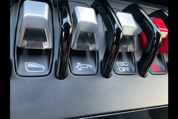 Lamborghini Huracan 5.2 EVO V10 640 CV AWD 4 Wheel steering Ceramic Dealer serviced