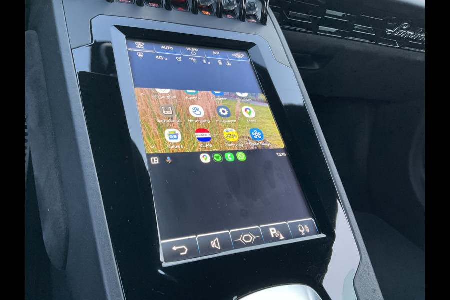 Lamborghini Huracan 5.2 EVO V10 640 CV AWD 4 Wheel steering Ceramic Dealer serviced