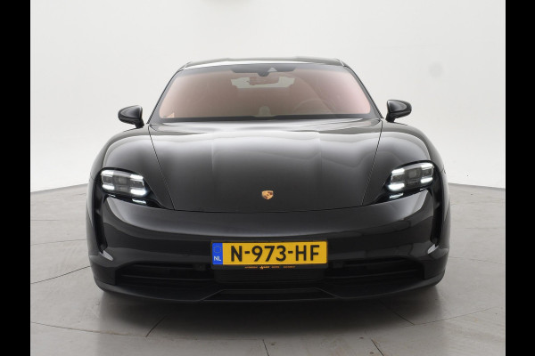 Porsche Taycan 4S 490 PK PERFORMANCE 84 KWH + SPORT CHRONO | ACHTERASBESTURING | 21 INCH | SPORTSTOELEN