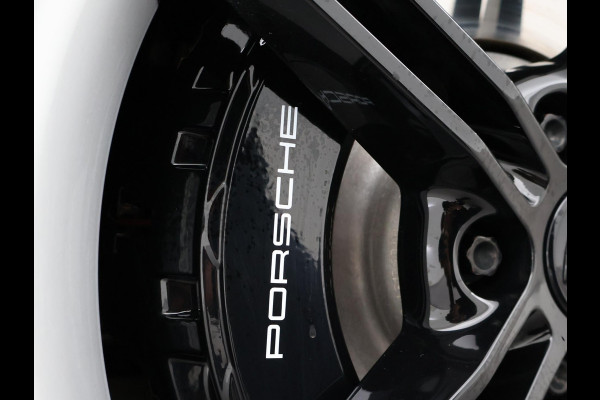 Porsche Taycan 4S 490 PK PERFORMANCE 84 KWH + SPORT CHRONO | ACHTERASBESTURING | 21 INCH | SPORTSTOELEN