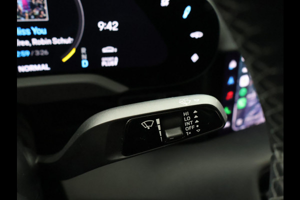 Porsche Taycan 4S 490 PK PERFORMANCE 84 KWH + SPORT CHRONO | ACHTERASBESTURING | 21 INCH | SPORTSTOELEN