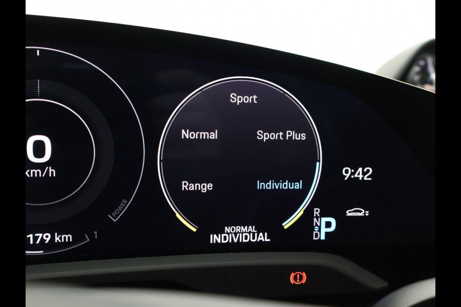 Porsche Taycan 4S 490 PK PERFORMANCE 84 KWH + SPORT CHRONO | ACHTERASBESTURING | 21 INCH | SPORTSTOELEN