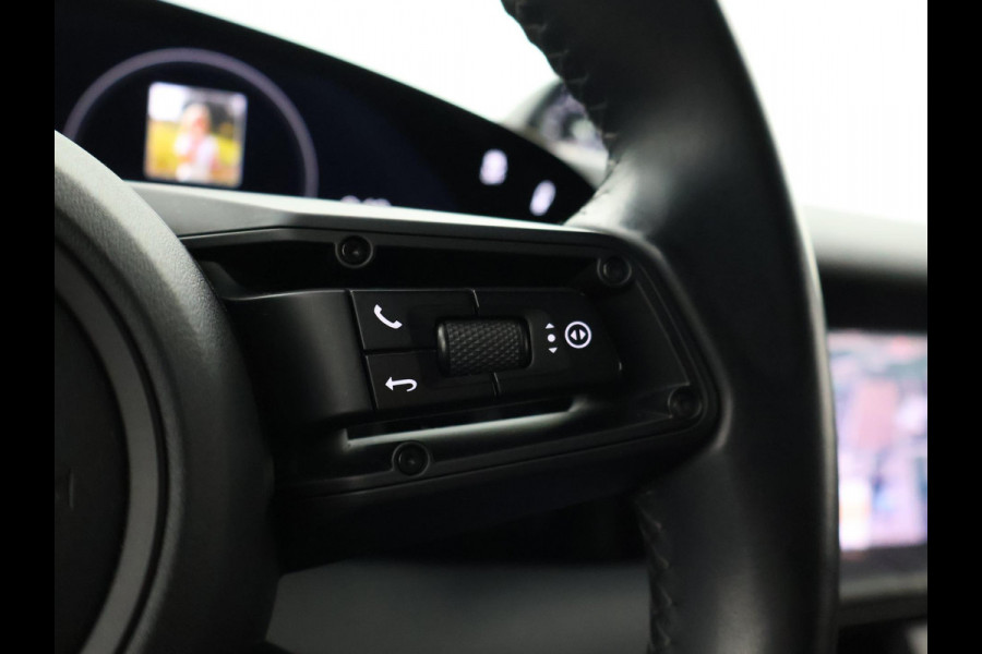 Porsche Taycan 4S 490 PK PERFORMANCE 84 KWH + SPORT CHRONO | ACHTERASBESTURING | 21 INCH | SPORTSTOELEN