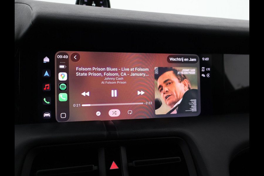 Porsche Taycan 4S 490 PK PERFORMANCE 84 KWH + SPORT CHRONO | ACHTERASBESTURING | 21 INCH | SPORTSTOELEN