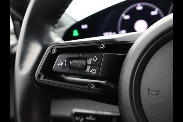 Porsche Taycan 4S 490 PK PERFORMANCE 84 KWH + SPORT CHRONO | ACHTERASBESTURING | 21 INCH | SPORTSTOELEN