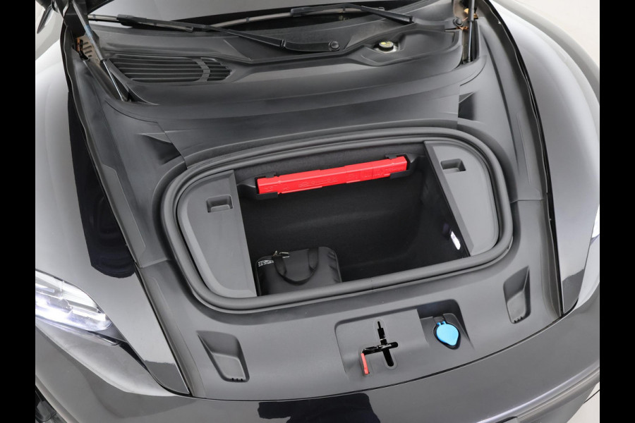 Porsche Taycan 4S 490 PK PERFORMANCE 84 KWH + SPORT CHRONO | ACHTERASBESTURING | 21 INCH | SPORTSTOELEN