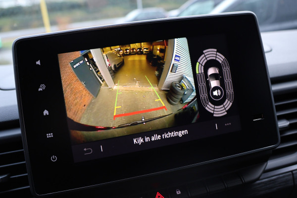 Renault Trafic 2.0 170 PK L2H1 DC | Dubbel Cabine | Navigatie | Blind Spot | Camera | CarPlay | Trekhaak | Stoelverwarming | Virtual Cockpit | 5-Zitter | Dubbel cabine | NAP Logisch | NL Auto