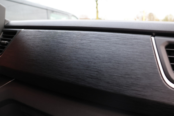 Renault Trafic 2.0 170 PK L2H1 DC | Dubbel Cabine | Navigatie | Blind Spot | Camera | CarPlay | Trekhaak | Stoelverwarming | Virtual Cockpit | 5-Zitter | Dubbel cabine | NAP Logisch | NL Auto