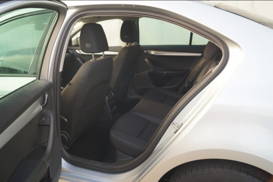 Škoda Octavia 1.0 TSI 115pk Ambition Business -NAVI-ECC-PDC-