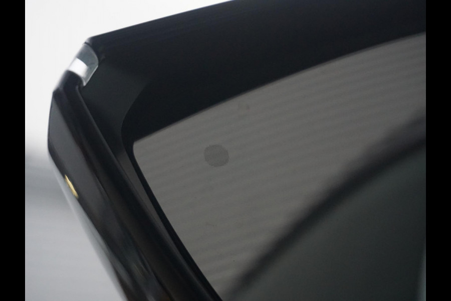 Peugeot 308 1.2 Hybrid 145 e-DCS6 GT Schuif /kanteldak Afn. Trekhaak