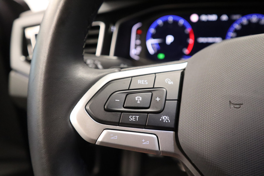 Volkswagen Taigo 1.0 TSI R-Line Edition 18'inch lmv Adaptive-Cruise Full-led