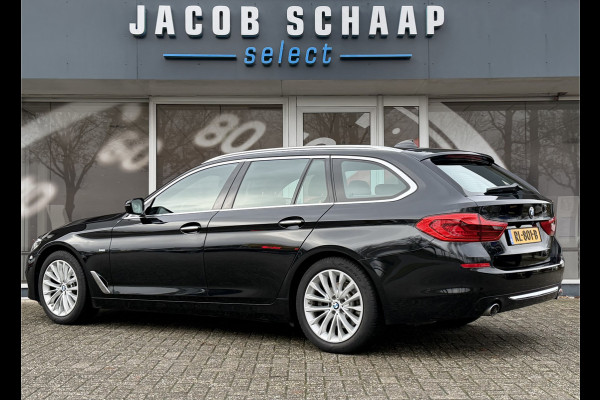 BMW 5 Serie Touring 520i High Executive Luxury Automaat / Pano dak / 18"LM / Leder / Camera