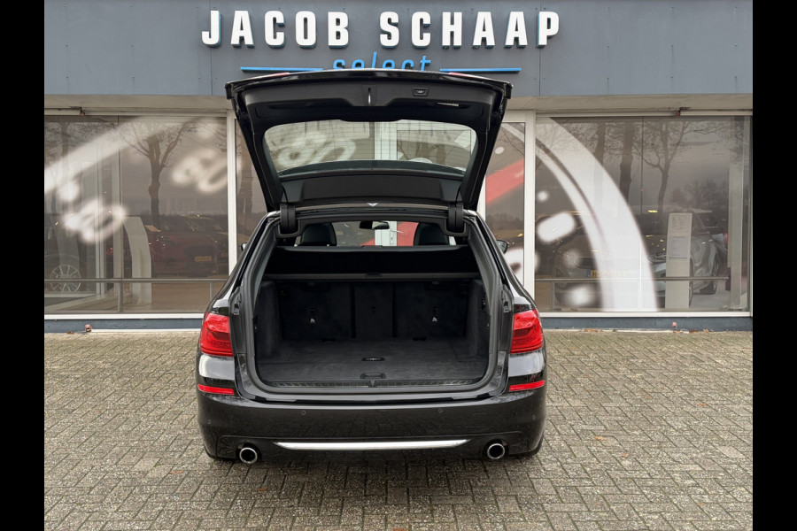 BMW 5 Serie Touring 520i High Executive Luxury Automaat / Pano dak / 18"LM / Leder / Camera