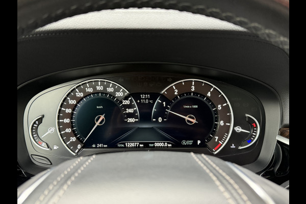 BMW 5 Serie Touring 520i High Executive Luxury Automaat / Pano dak / 18"LM / Leder / Camera