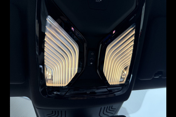 BMW 5 Serie Touring 520i High Executive Luxury Automaat / Pano dak / 18"LM / Leder / Camera