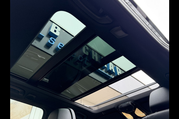 BMW 5 Serie Touring 520i High Executive Luxury Automaat / Pano dak / 18"LM / Leder / Camera