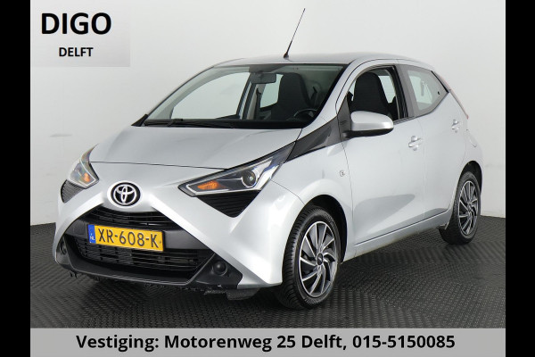 Toyota Aygo 1.0 VVT-i X-PLAY CAMERA CARPLAY NAVI GARANTIE 2029 AIRCO. VOLLEDIG ONDERHOUDEN