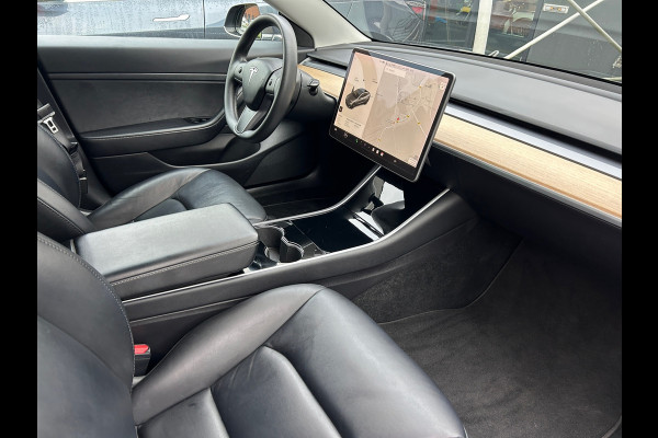 Tesla Model 3 Standard RWD Plus 60 kWh 85% SOH Trekhaak (1.000kg) Rijklaarprijs!