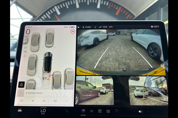 Tesla Model 3 Standard RWD Plus 60 kWh 85% SOH Trekhaak (1.000kg) Rijklaarprijs!