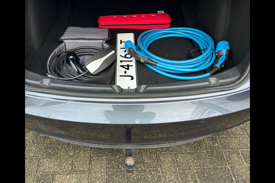 Tesla Model 3 Standard RWD Plus 60 kWh 85% SOH Trekhaak (1.000kg) Rijklaarprijs!