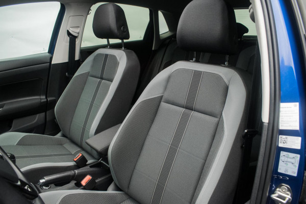 Volkswagen Polo 1.0 TSI R-LINE 116PK ORG NL [ Panoramadak Sfeerverlichting Carplay Adaptive Cruise Parkeersensoren DAB ]