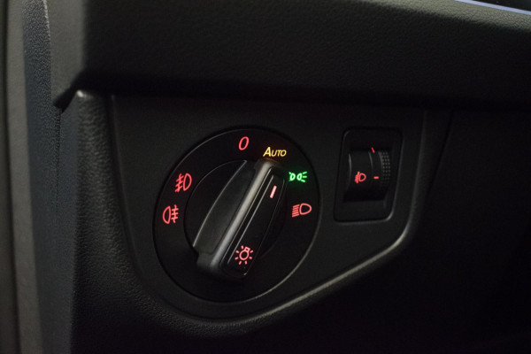 Volkswagen Polo 1.0 TSI R-LINE 116PK ORG NL [ Panoramadak Sfeerverlichting Carplay Adaptive Cruise Parkeersensoren DAB ]