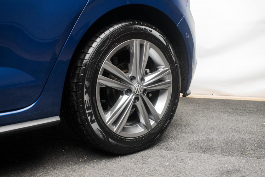 Volkswagen Polo 1.0 TSI R-LINE 116PK ORG NL [ Panoramadak Sfeerverlichting Carplay Adaptive Cruise Parkeersensoren DAB ]