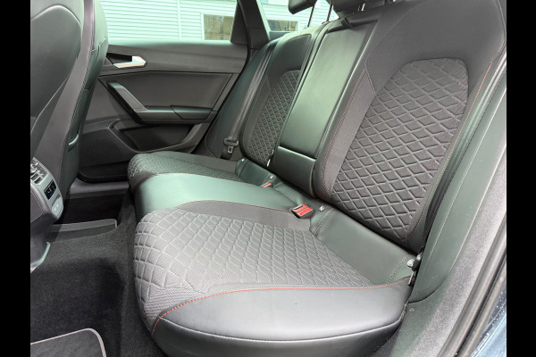 Seat Leon Sportstourer 1.0 TSI FR Business Intense - Navi - Parkeerhulp - Climate - Org.NL